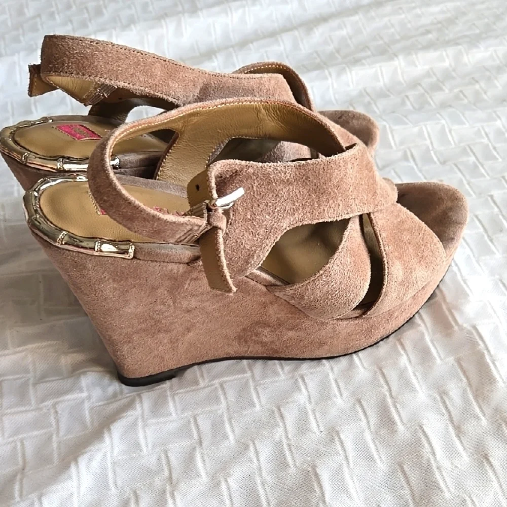 Elaine Turner Women's Tan Suede Wedge Sandals Summer Shoes